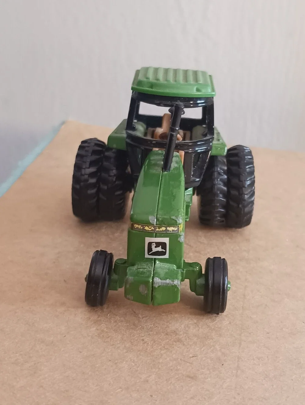 JOHN DEERE Diecast By Ertl Tractor, Vintage Detailed